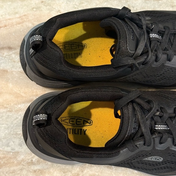 Men’s KEEN Sparta II Work shoes- aluminum toe. Size 9W - Picture 8 of 11